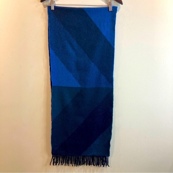 DUCHAMP Scarf 75% Lambswool  25% Angora Made in Scotland - Picture 1 of 7